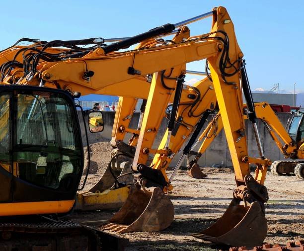 Hydraulic excavator working