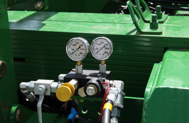 two guages with Hydraulic Pressure Drops