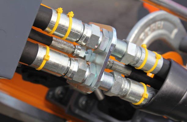 connect hydraulic hose Coupler
