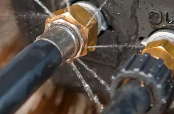 hydraulic fittings leak