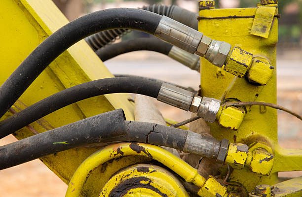 Hydraulic Hose broken